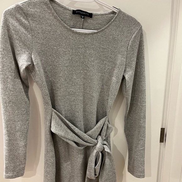 Grey fitted dress - Picture 2 of 4